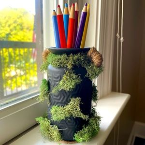 • Holder/Container Ethereal